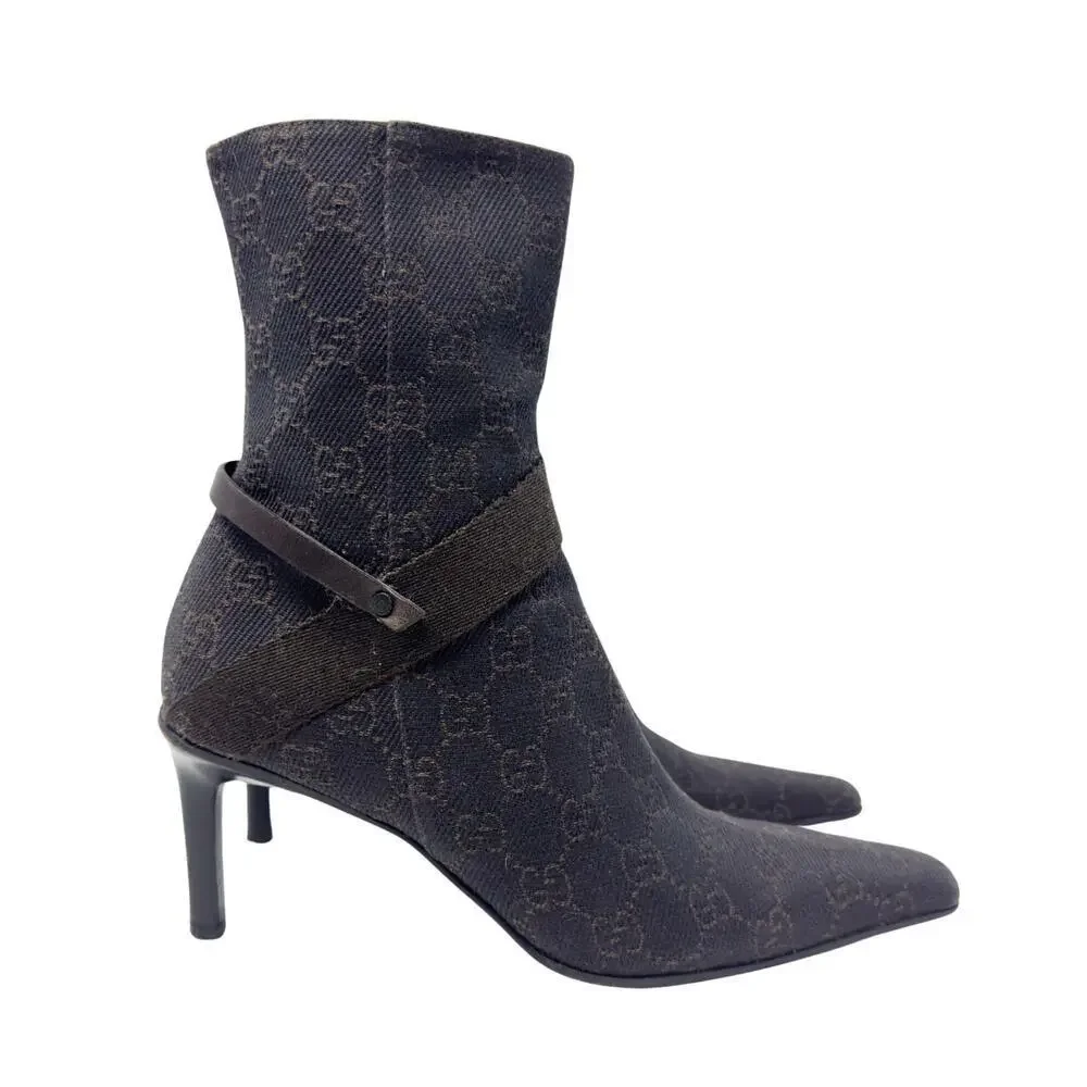 Gucci Boots GG Logo Monogram Supreme Chocolate Brown Leather Ankle Booties EU 37